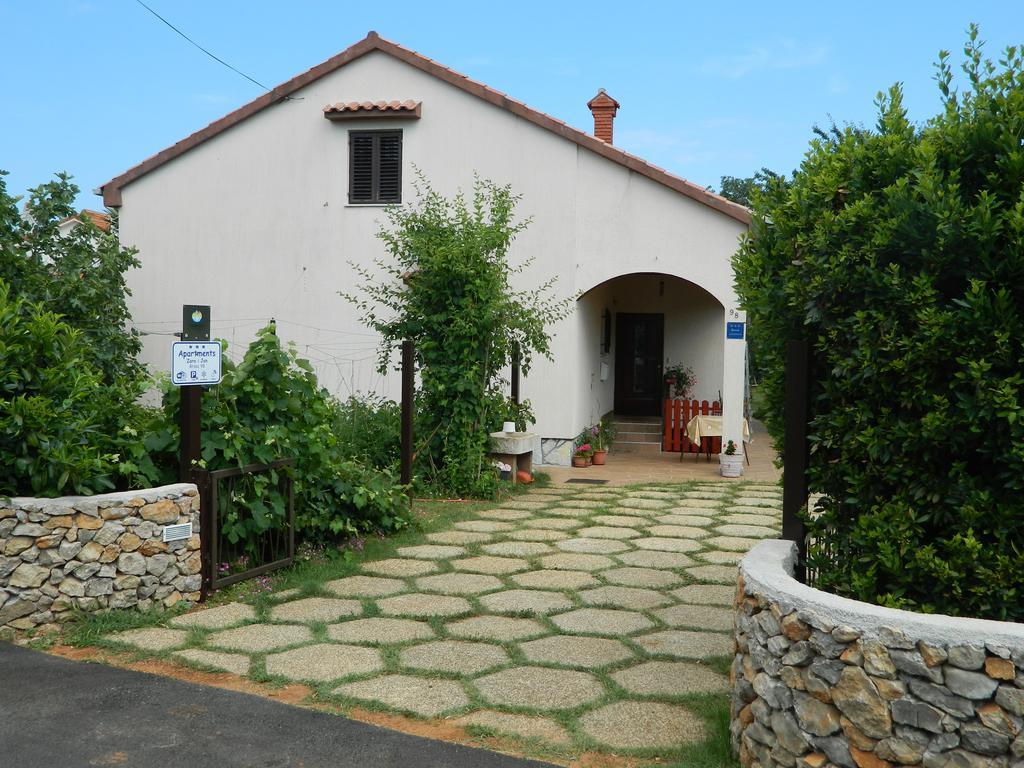 Apartments Zara & Jan Brzac Esterno foto