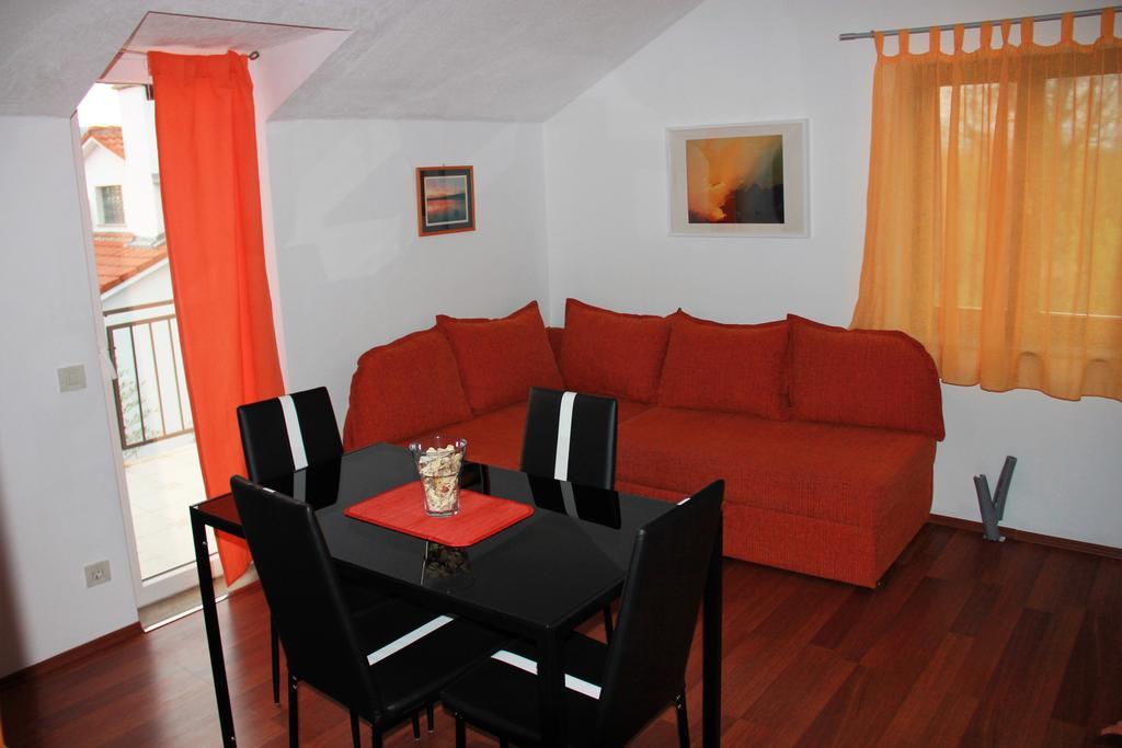 Apartments Zara & Jan Brzac Esterno foto